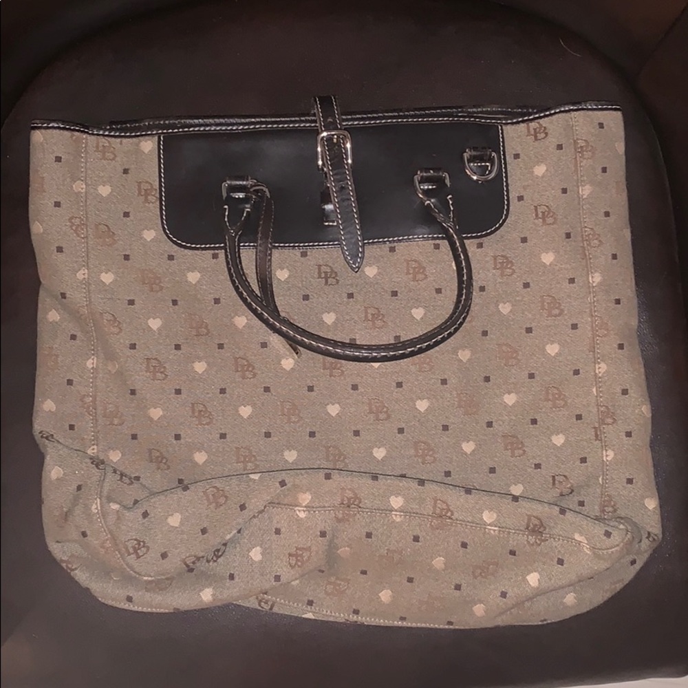 Dooney & Bourke Purse